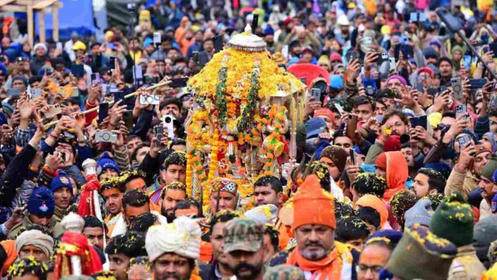 केदारनाथ धाम 2025: कपाट खुले, देखें बाबा केदार के पहले दर्शन की भव्य तस्वीरें - 7C News केदारनाथ धाम - 7C News